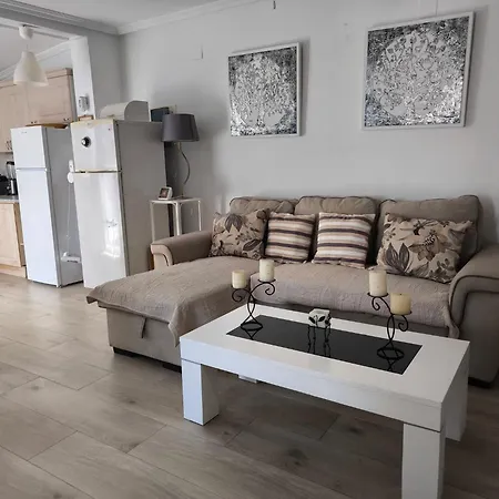 Cozy With Private Terrace And Communal Pool In