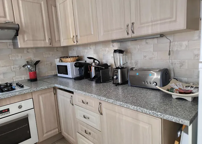 Cozy With Private Terrace And Communal Pool In * 또레비에하