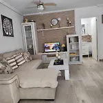 Cozy With Private Terrace And Communal Pool In 펜션 *